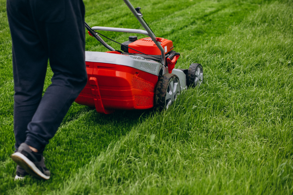 lawn mowing Melbourne Northern Suburbs
